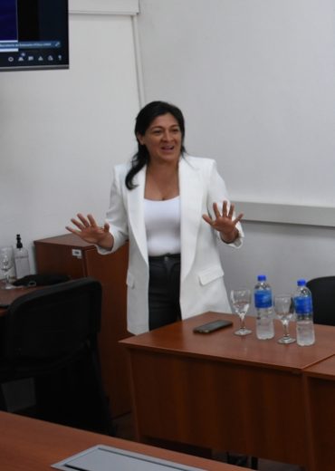 Estela Martínez